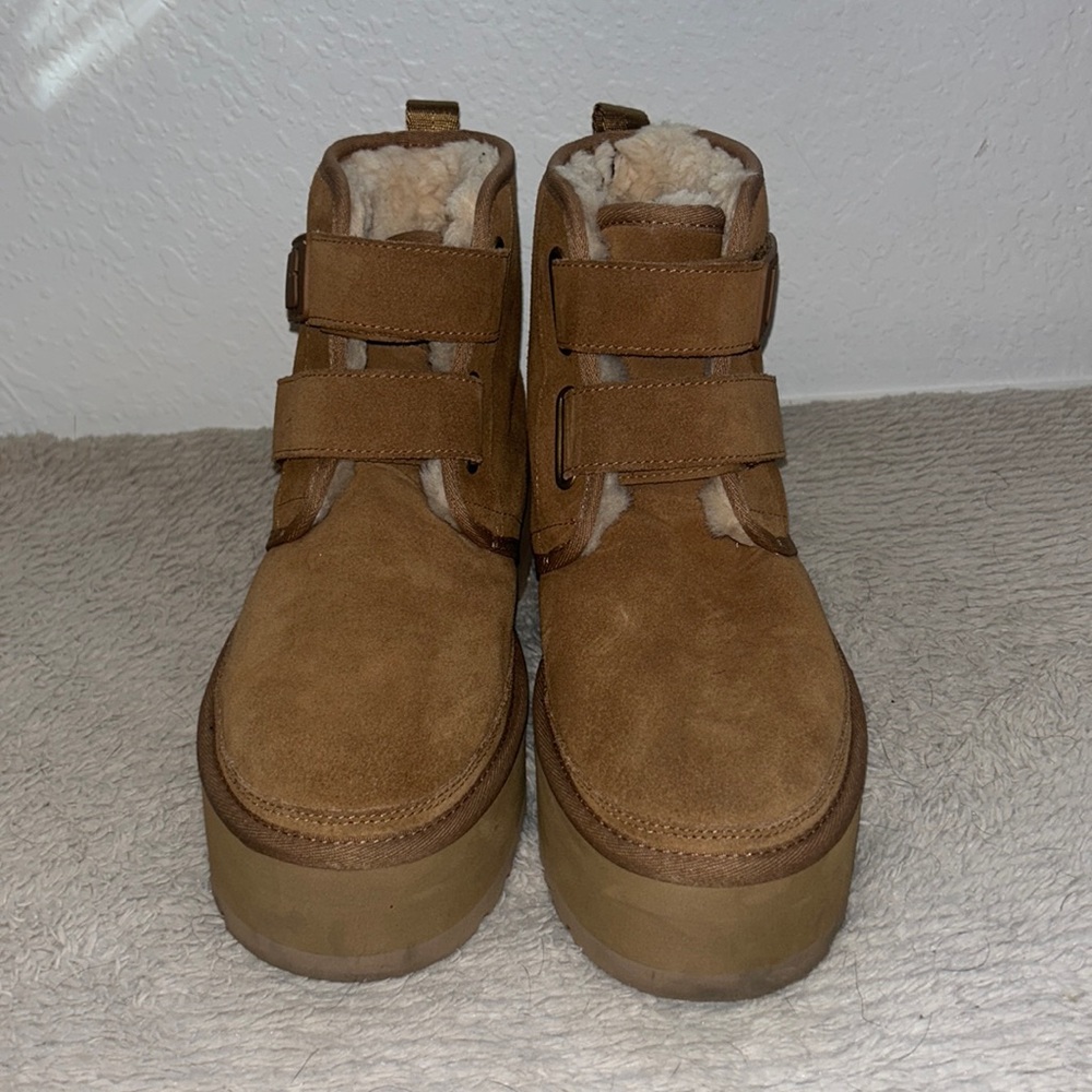 Women’s platform neumel ugg